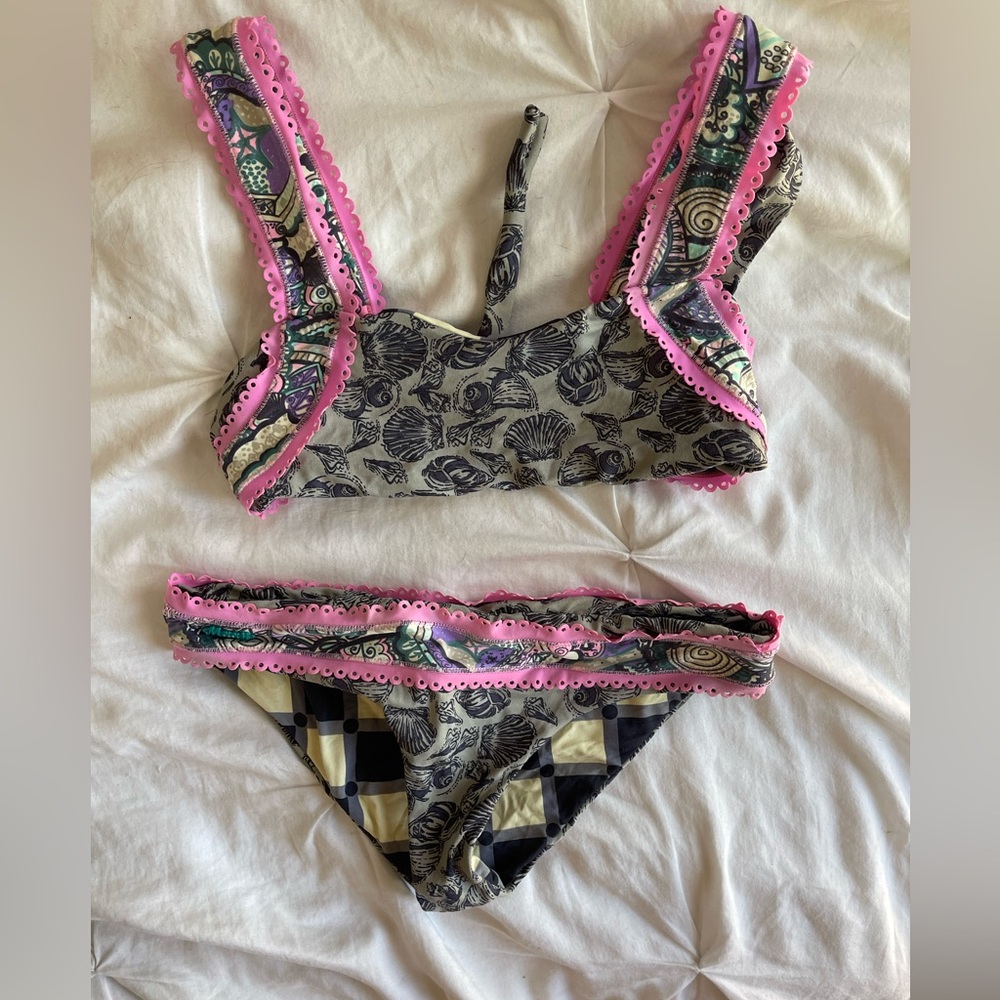 MAAJI reversible bikini. Size medium